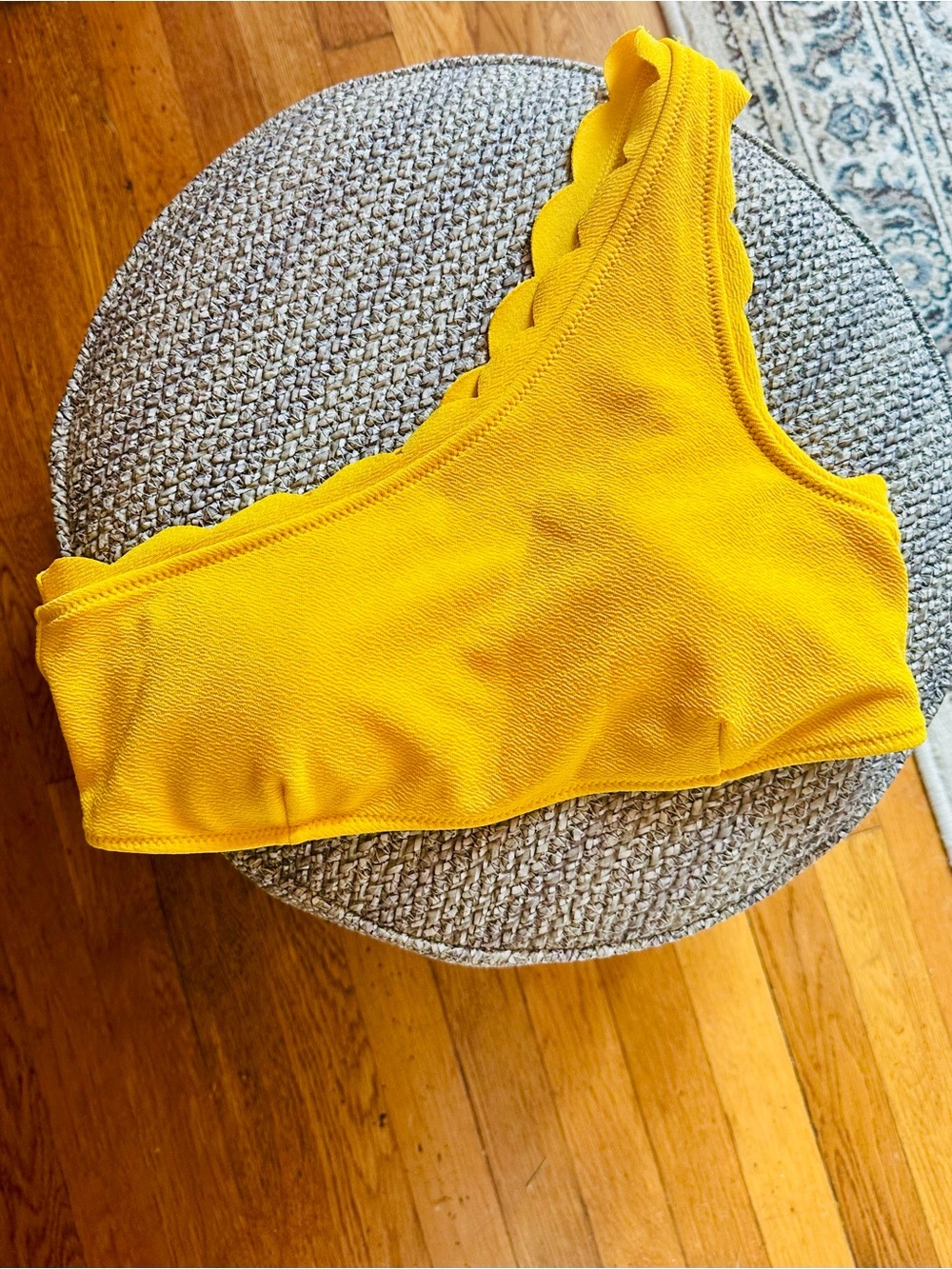 Cupshe Bright Yellow One-Shoulder Scalloped Bikini Top